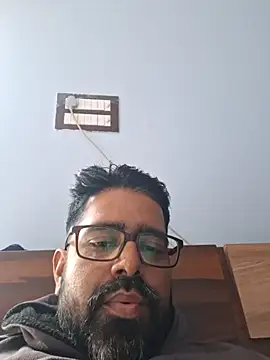 Snapshot of bewolf_17 chatting on 01-14-25, 10:27 bewolf 17 online show from 01-14-25, 10:27