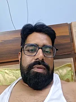 Snapshot of bewolf_17 chatting on 10-10-25, 11:42 bewolf 17 online show from 10-10-25, 11:42