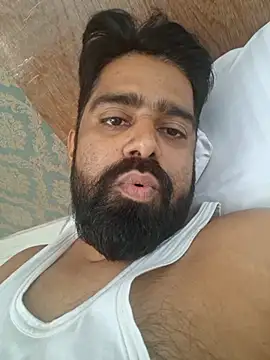 Snapshot of bewolf_17 chatting on 10-14-25, 09:21 bewolf 17 online show from 10-14-25, 09:21