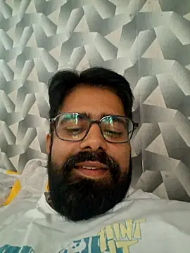 Snapshot of bewolf_17 chatting on 10-27-25, 05:55 bewolf 17 online show from 10-27-25, 05:55