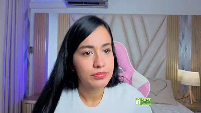 Miia harper  online show from 11-17-25, 11:38