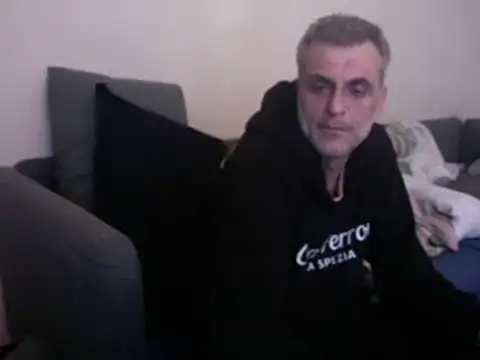 skossa777 online show from 02-15-25, 01:49