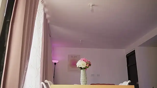 Snapshot of MavyStar chatting on 02-12-26, 03:07 MavyStar online show from 02-12-26, 03:07