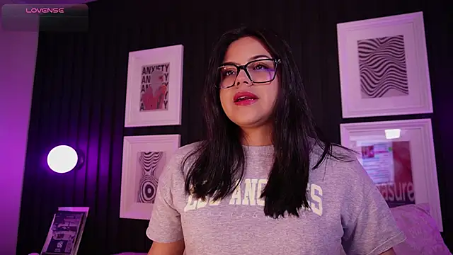 Sophia wilsonn  online show from 03-24-26, 10:42