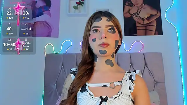 Ashley piinkk  online show from 10-19-25, 10:38