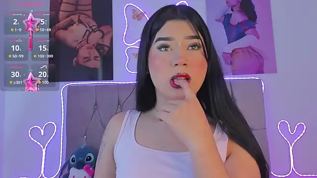 Ashley piinkk  online show from 05-18-26, 12:22
