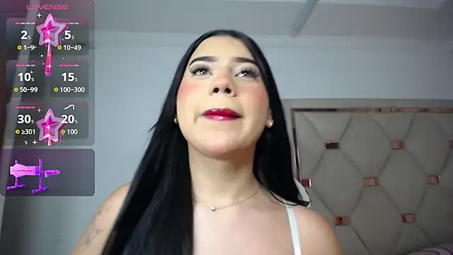 Ashley piinkk  online show from 05-19-26, 04:30