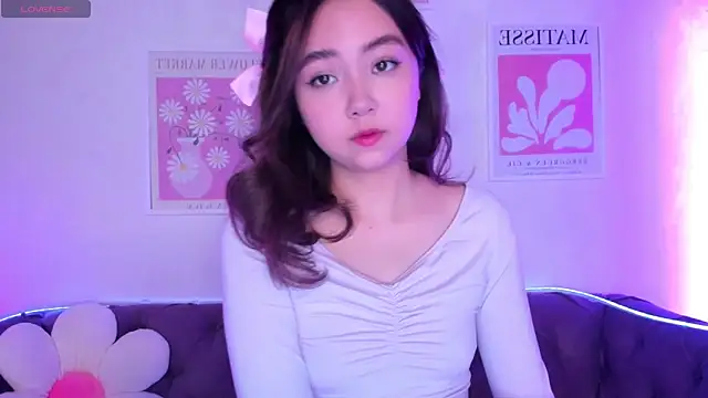 Fluffy Rose online show from 01-16-25, 01:48