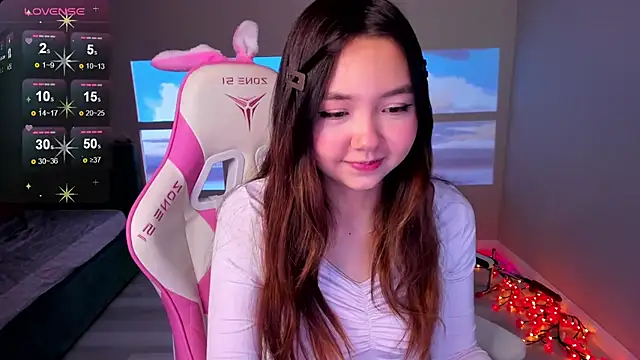 Snapshot of Fluffy_Rose chatting on 11-06-25, 03:02 Fluffy Rose online show from 11-06-25, 03:02