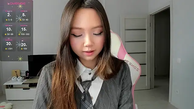 Fluffy Rose online show from 03-15-26, 04:51