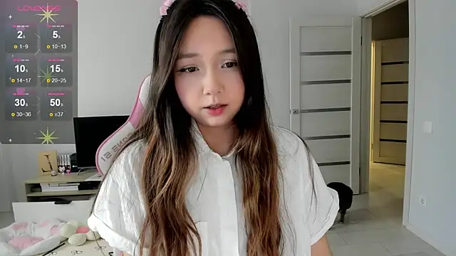 Fluffy Rose online show from 05-07-26, 04:07