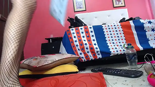 Candymonroyy online show from 12-18-24, 01:56