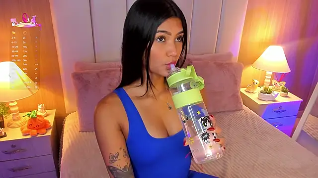 Snapshot of CaseyPiierce chatting on 09-12-25, 07:58 CaseyPiierce online show from 09-12-25, 07:58