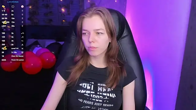 Tina Tayllor online show from 02-26-25, 04:14