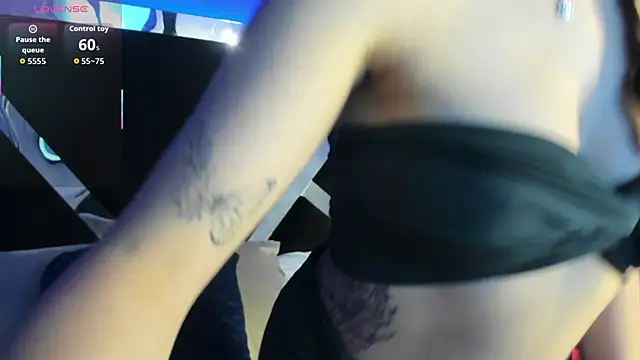 Snapshot of Susa1userma_ chatting on 10-16-25, 07:48 Susa1userma online show from 10-16-25, 07:48