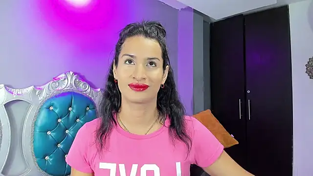 Snapshot of jennifer_ts chatting on 12-29-24, 05:44 jennifer ts online show from 12-29-24, 05:44