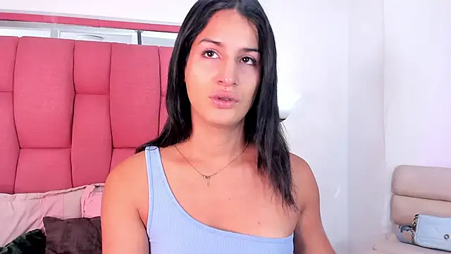 Snapshot of jennifer_ts chatting on 02-06-25, 02:26 jennifer ts online show from 02-06-25, 02:26