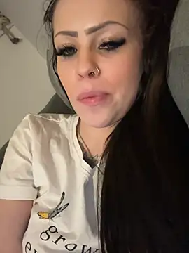 Highschoolpussy online show from 01-17-25, 07:49