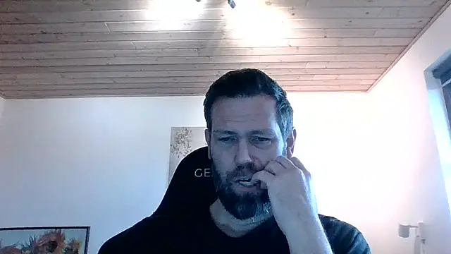 Gotta1 online show from 01-18-25, 10:39