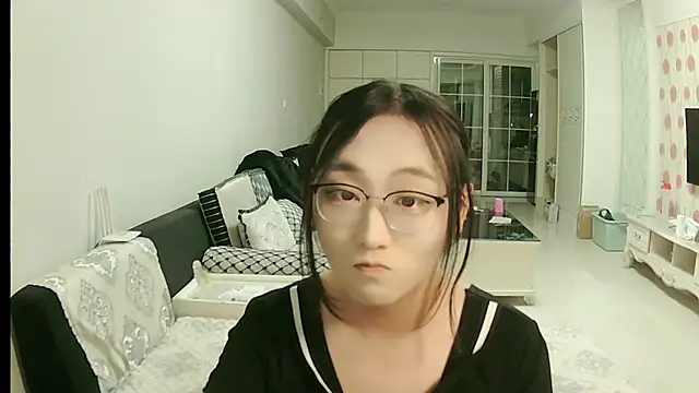 JiangXiaoxue online show from 12-11-24, 02:22