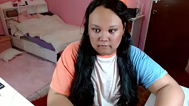 Snapshot of GiannaLopezSmith chatting on 10-08-25, 02:58 GiannaLopezSmith online show from 10-08-25, 02:58