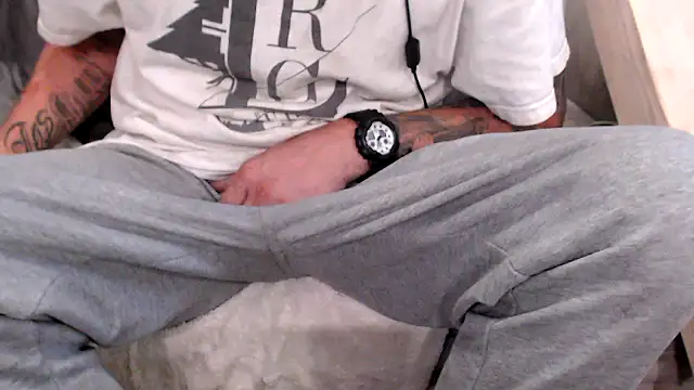 JohnnyKorrupt  online show from 10-10-25, 03:05