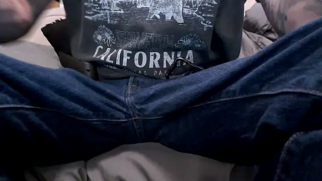 JohnnyKorrupt  online show from 10-30-25, 10:06