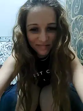 Amira 17 online show from 12-22-24, 07:10