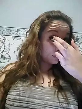 Amira 17 online show from 12-23-24, 07:30