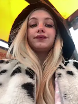 Milkyy wway online show from 03-04-25, 08:02