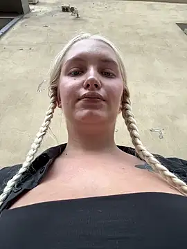 Milkyy wway online show from 09-10-25, 07:08