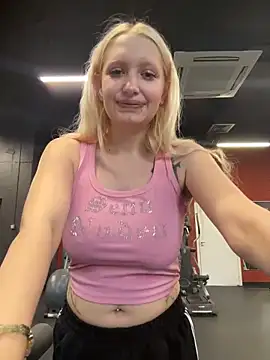 Snapshot of Milkyy_wway chatting on 03-12-26, 05:13 Milkyy wway online show from 03-12-26, 05:13