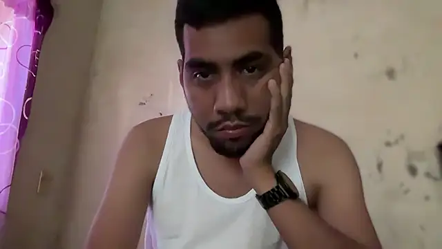 EnriquePersian197 online show from 12-25-24, 06:52