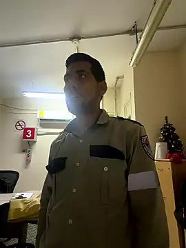 Snapshot of EnriquePersian197 chatting on 01-07-26, 12:18 EnriquePersian197 online show from 01-07-26, 12:18