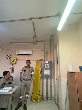 Snapshot of EnriquePersian197 chatting on 02-24-26, 12:19 EnriquePersian197 online show from 02-24-26, 12:19