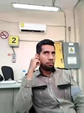 Snapshot of EnriquePersian197 chatting on 03-16-26, 08:46 EnriquePersian197 online show from 03-16-26, 08:46