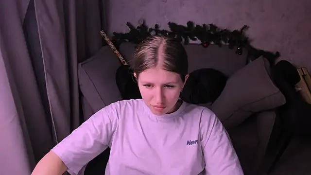 kirraa  online show from 12-25-24, 09:54