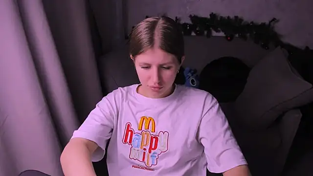 kirraa  online show from 12-28-24, 10:02