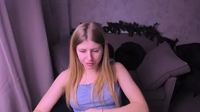 kirraa  online show from 12-29-24, 10:14