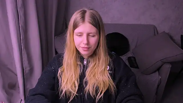 kirraa  online show from 01-18-25, 07:58