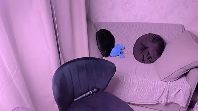 kirraa  online show from 01-26-25, 10:13