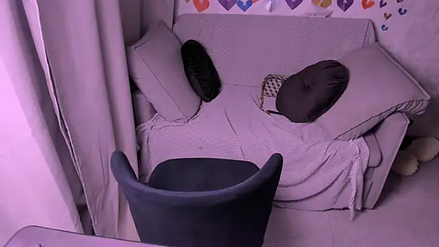 kirraa  online show from 02-14-25, 10:14