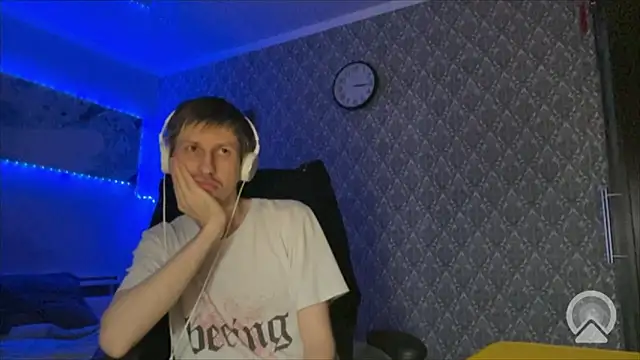 Snapshot of Aki-Laky chatting on 02-18-26, 10:17 Aki-Laky online show from 02-18-26, 10:17