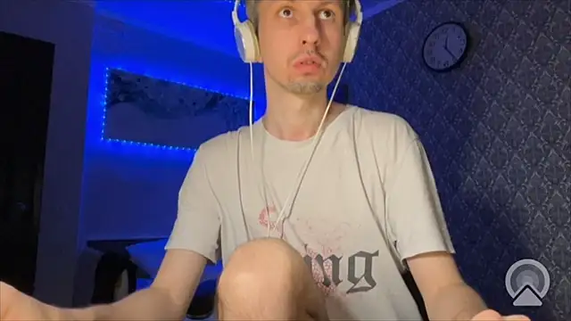 Aki-Laky online show from 04-20-26, 07:26