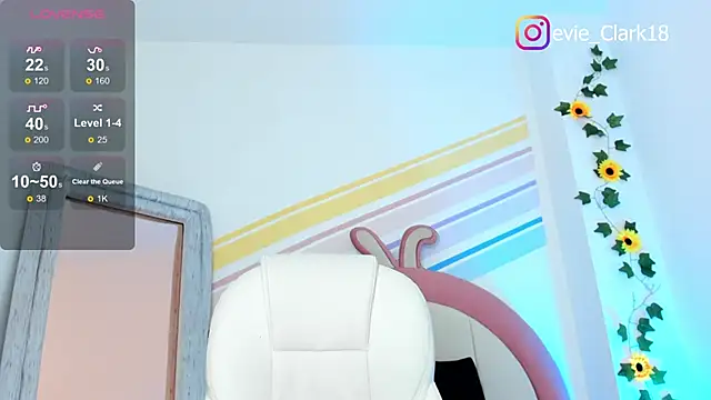 Evie Clark online show from 03-05-25, 07:49