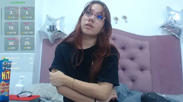 crystalhoneyy1 online show from 01-02-25, 06:01