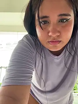Snapshot of melyescobar chatting on 12-27-24, 03:04 melyescobar online show from 12-27-24, 03:04