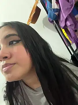 Snapshot of melyescobar chatting on 01-03-25, 03:12 melyescobar online show from 01-03-25, 03:12
