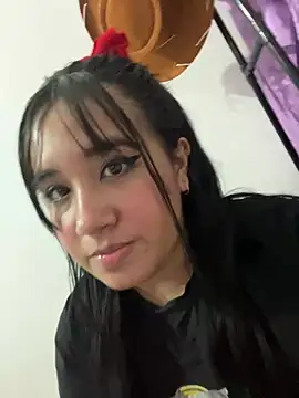 Snapshot of melyescobar chatting on 01-15-25, 12:04 melyescobar online show from 01-15-25, 12:04