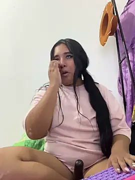 Snapshot of melyescobar chatting on 01-16-25, 03:13 melyescobar online show from 01-16-25, 03:13